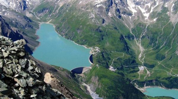 Țara ”aurului albastru”, Austria are, acum, o mare bătaie de cap 