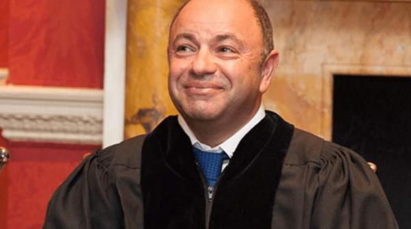 Mâna dreaptă a lui Roman Abramovici, contestă sancțiunile impuse de Londra