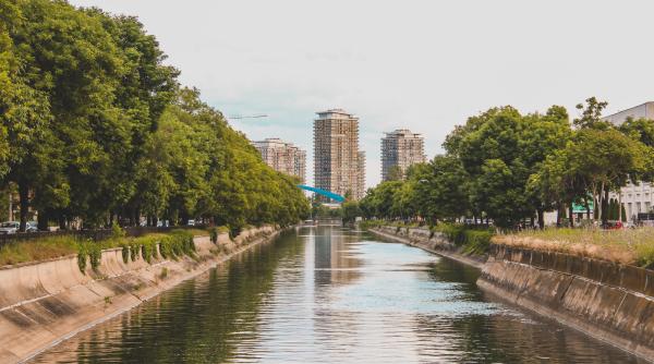 Creştere a numărului de turişti în România, în 2023. Bucureşti, Braşov şi Constanţa, cele mai căutate destinaţii