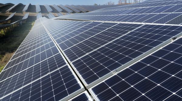 Parcul fotovoltaic Doiceşti - Şotânga a fost pus în funcțiune