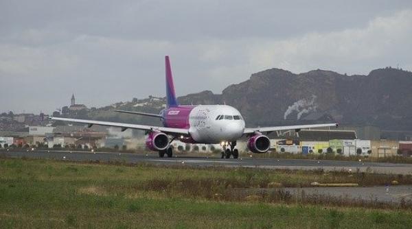 Wizz Air anunţă anularea mai multor zboruri