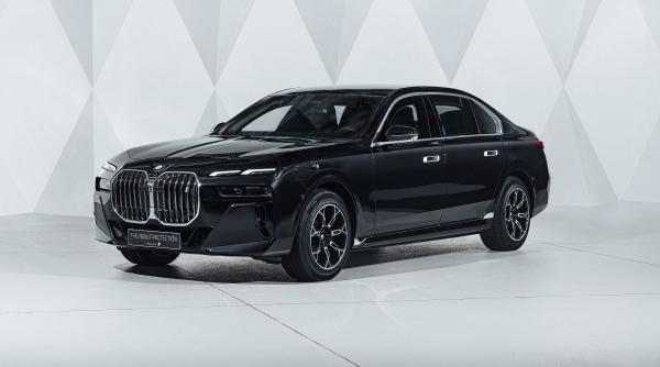 BMW prezintă: Prima limuzină electrică blindată