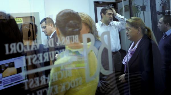 Bursa închide în scădere. Hidroelectrica rămâne lider la valoarea tranzacțiilor