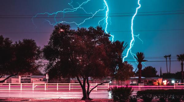 Vijelii, ploi torențiale și grindină, în sudul României. Localitățile vizate de Cod roșu