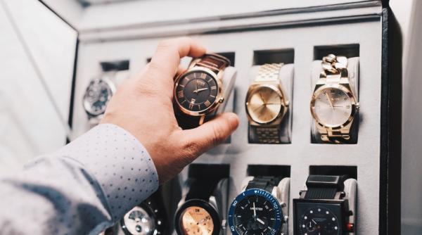 Exporturile de ceasuri elvețiene au scăzut pentru prima dată în ultimii doi ani