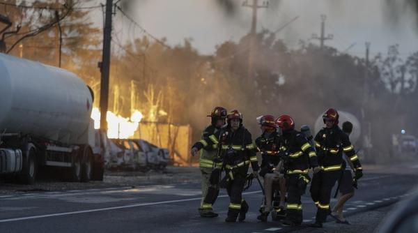 Explozie în Dâmbovița: Aproape 26 de polițiști răniți. Pericol de poluare VIDEO + FOTO