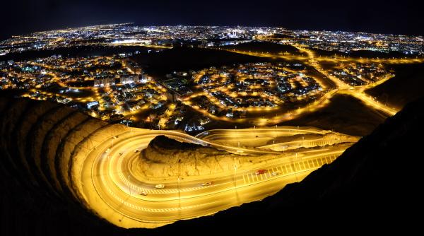 Oman vrea un "oraș inteligent" pentru 100.000 de locuitori  VIDEO