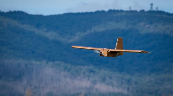 Flota avioanelor de hârtie, arma ”secretă” a Ucrainei în războiul cu Rusia