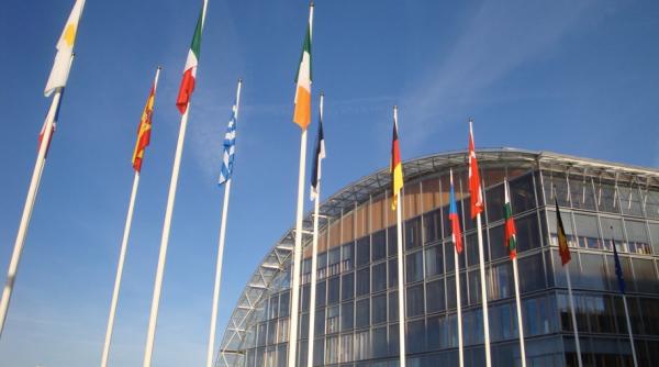 Italia cere susținerea Germaniei pentru candidatul propus la preșidinția Băncii Europene de Investiții 