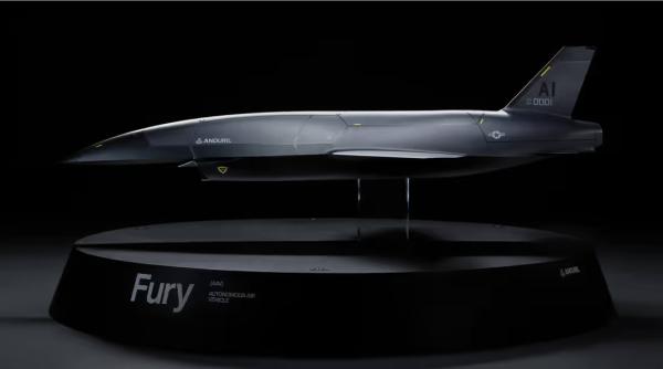 Anduril cumpără un producător de drone însoțitoare pentru avioanele invizibile ale Pentagonului