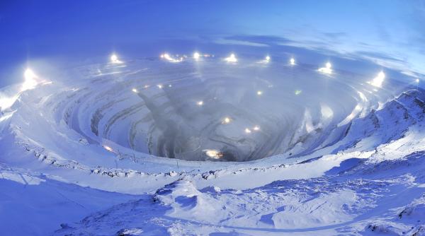 G7 vrea interzicerea importului de diamante rusești. Cine se opune