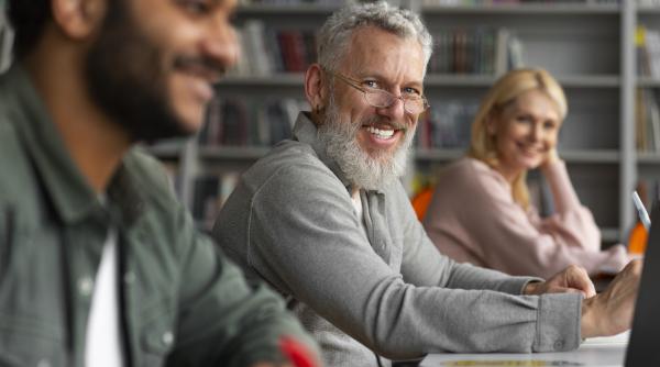 Este posibil ca acești români să nu mai poată lucra după ce ies la pensie