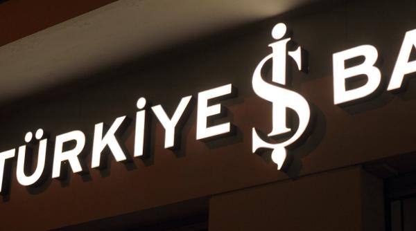 Banca Centrală a Turciei majorează rata dobânzii la 30%, peste așteptările specialiștilor