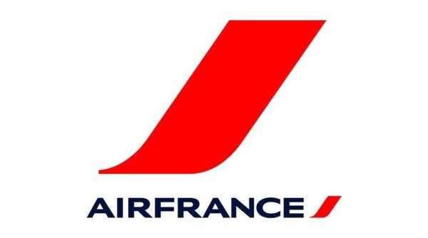 Air France a pus ochii pe compania aeriană portugheză TAP şi pe operatorul aerian scandinav SAS