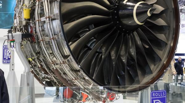 Rolls-Royce concediază mii de angajați din întreaga lume 