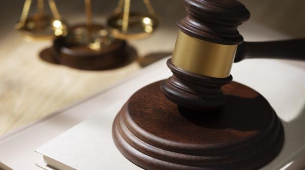 Curtea Constituţională dezbate sesizarea pe proiectul de lege privind măsurile fiscal-bugetare 