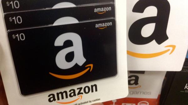 Amazon a început să folosească roboți umanoizi pentru gestionarea mărfurilor din depozite