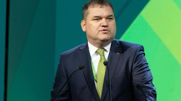 Cseke Attila afirmă că Guvernul ar interzice semnarea contractelor în urma licitaţiilor publice câştigate legal