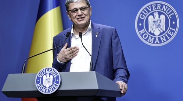 Boloș a explicat de ce taie banii de petreceri de Crăciun și Anul Nou