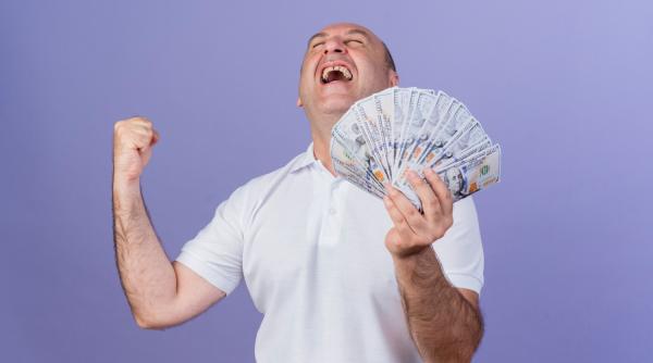 Există blestemul câștigătorului la Loto? Cum poate fi demontat acest mit