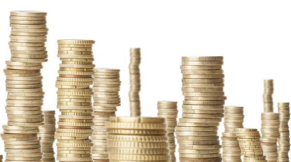 Ministerul Finanțelor s-a trezit la realitate: România nu este pregătită pentru limitarea cash-ului