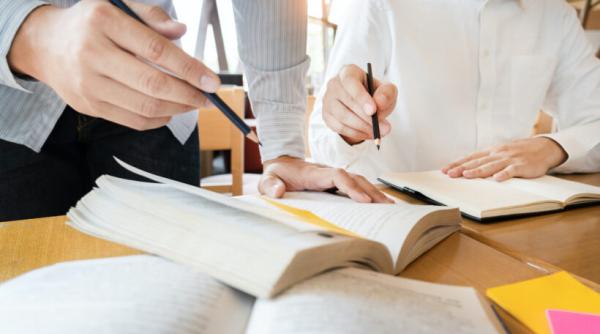 Ministerul Educației cere peste 3 miliarde de lei pentru salarii și burse 