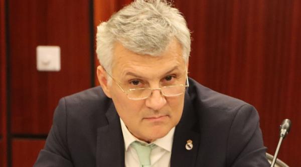 Vestea aşteptată de românii care au rate. Daniel Zamfir: Dobânzile la creditele de consum trebuie plafonate