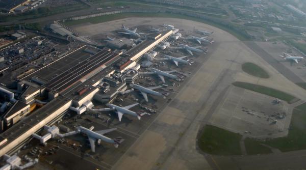 Arabia Saudită se instalează, ca acționar, pe aeroportul londonez Heathrow