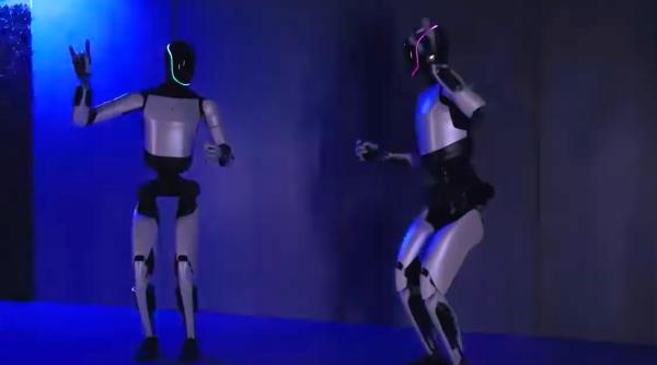 Tesla dezvăluie Optimus Gen 2, robotul umanoid care impresionează VIDEO