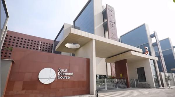 A fost inaugurată Bursa de diamante. Este mai mare decât Pentagonul