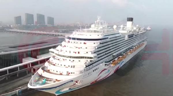 Prima navă de croazieră construită în China a ieșit în largul mării