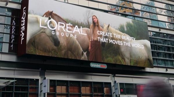 L’Oréal a făcut show la Las Vegas cu asistentul său virtual 