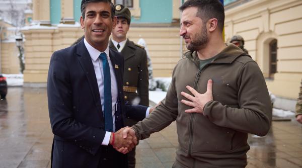 Rishi Sunak semnează un nou acord militar cu Ucraina