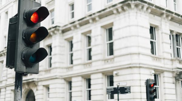 Inteligența artificială va dirija traficul orașului Rotterdam