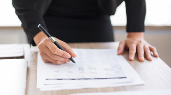 Listă cu 76 de revendicări transmisă Guvernului de transportatori şi agricultori