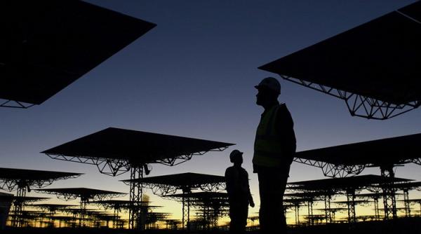 China a început tranziția energetică. Ce va face cu centralele pe gaz și cărbune