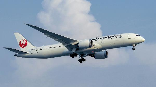 O fostă stewardesă devine președinte al companiei Japan Airlines