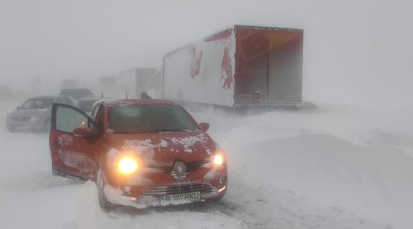 Meteo. Cod galben de vânt puternic şi viscol în 20 de judeţe