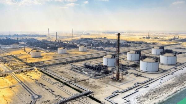 Petrol: Qatar acordă contracte în valoare de șase miliarde de dolari