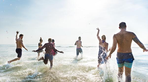 Vacanţe la jumătate de preţ pentru români la Târgul de Turism