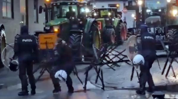 Miniştrii europeni ai Agriculturii cedează sub presiunea străzii