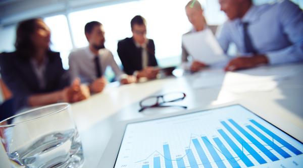 Băncile centrale mondiale, sub lumina tuturor reflectoarelor