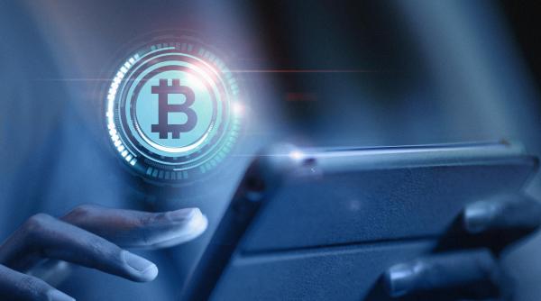 Bitcoin s-a împiedicat. Ce a stăvilit galopul criptomonedei