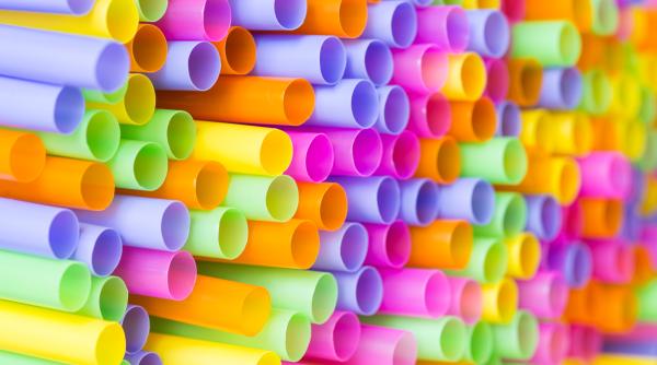 Industria europeană de mase plastice, incapabilă să facă față concurenței