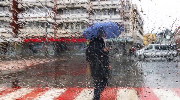 Avertizare METEO de precipitații și intensificări ale vântului