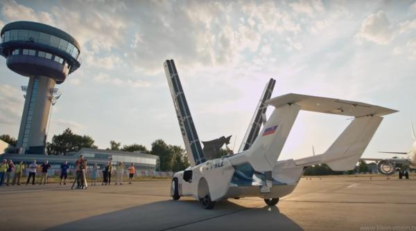 Chinezii au cumpărat tehnologia unei mașini zburătoare cu motor de BMW