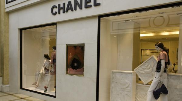 Prețul unei clasice genți Chanel a spart pragul de 10.000 €