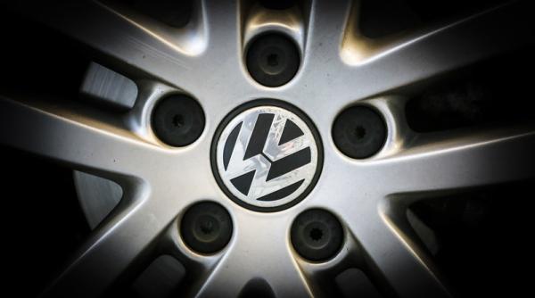 CEO-ul Volkswagen recunoaște că nu poate ține pasul cu concurența chineză