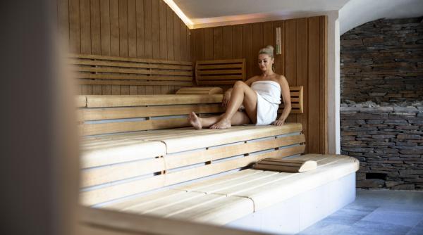 Ce-i preocupă pe alții: Diferențe între sauna elvețiană și cea finlandeză