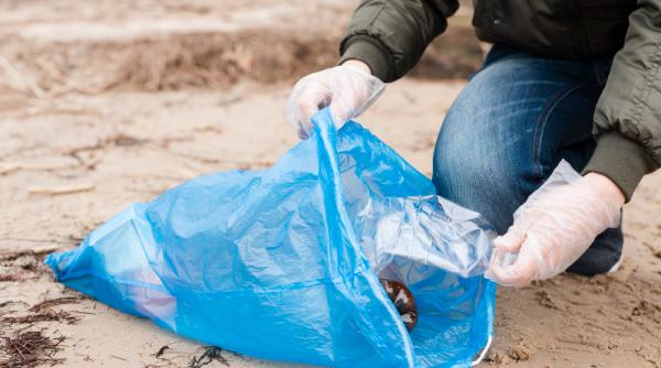 Reducerea producției materialelor plastice, o nouă dispută în comerțul mondial